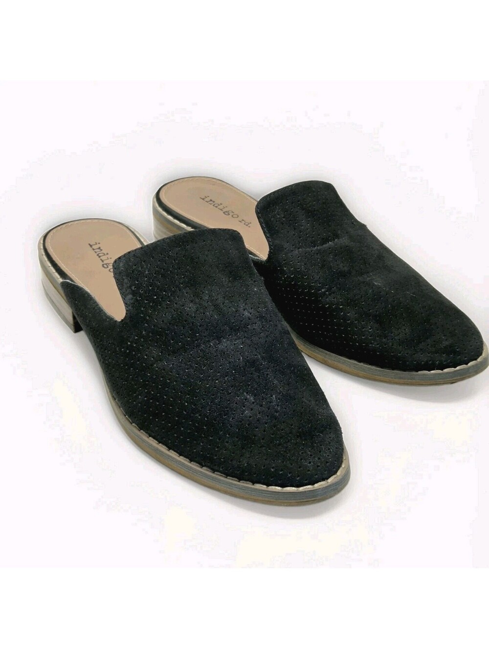 Indigo Road Casual Womens 6M Slip On Mules Hayze Perforated Black Flats Shoes